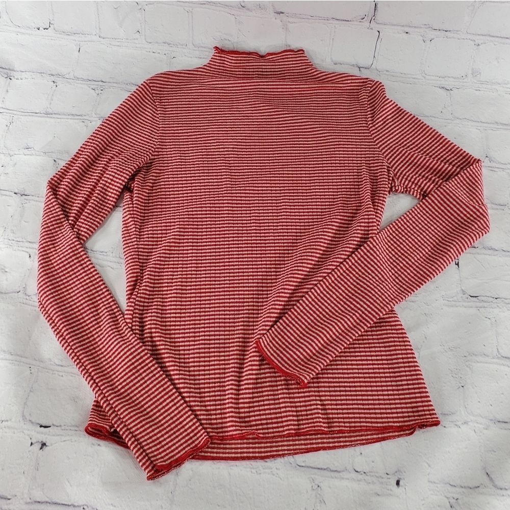 🔹️Forever 21 Red Striped Cropped Long Sleeve Top Medium